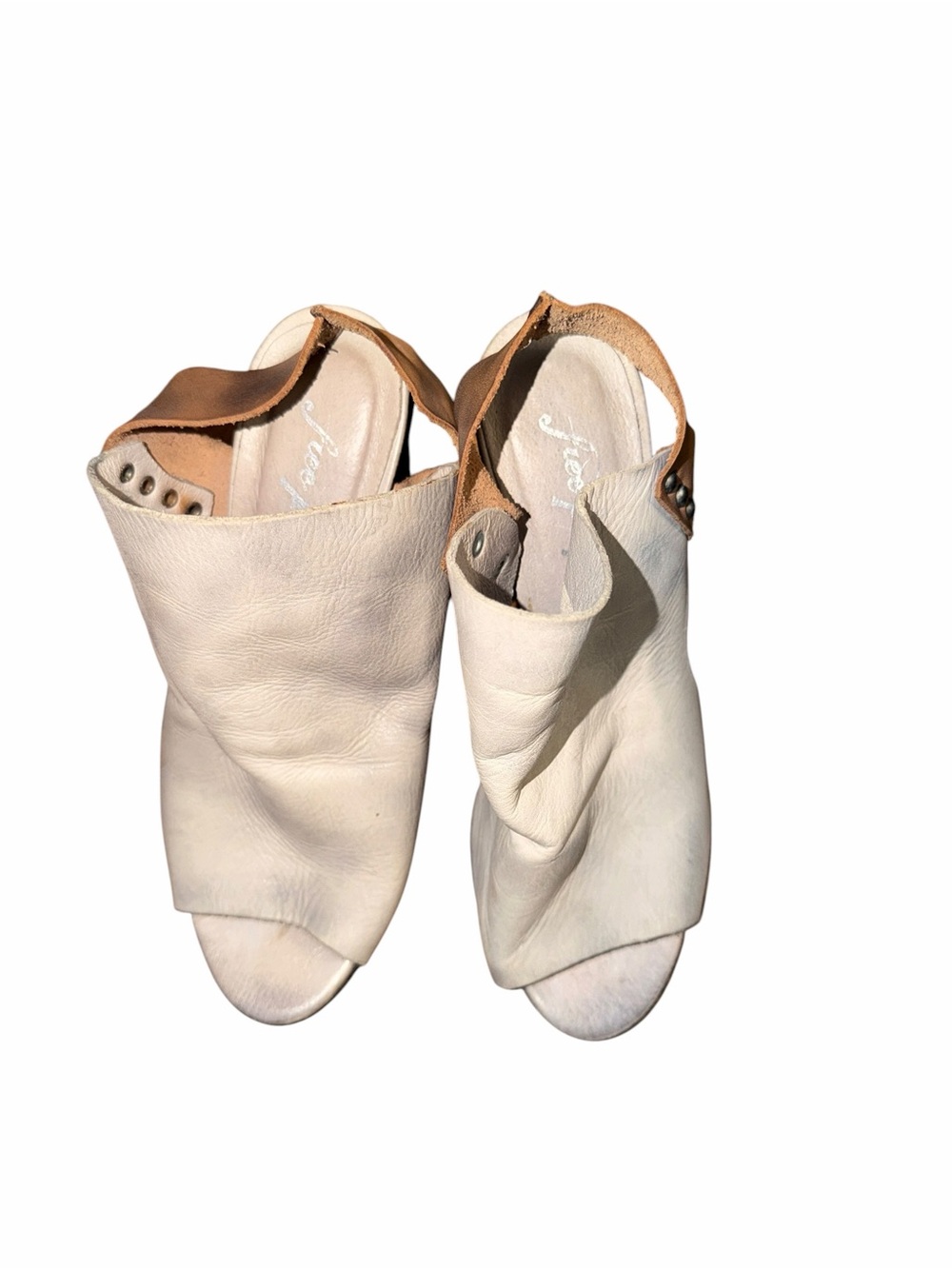 Free People Open-Toe Leather Mule Sandals in Cream Size 39